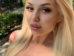 Myfreecams Adult Webcam of KylieKroft