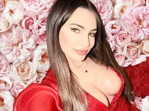 Myfreecams Live Sex Cam of Anyaa_