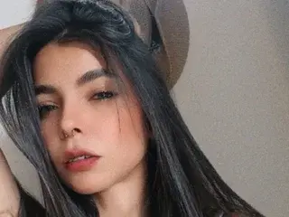 Streamate Adult Webcam of LIZGENSY