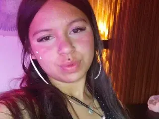 Streamate Free Live Porn of Miluu_u