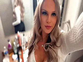 Streamate Sex Cam of TiffanySkyyXo