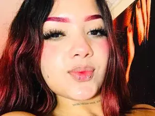 Streamate Nude Webcam of Kira_milk