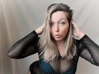 Streamate Live Sex of MandyBabyCams