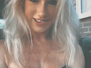 Streamate Watch Live Sex Cams of BambinaValentina