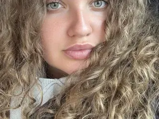 Streamate Live Sex Cam of SincereGrace