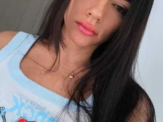 Streamate Free Live Porn of Hannah_Valencia