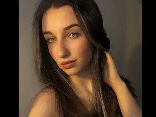 Streamate Adult Webcam of HeylaRose