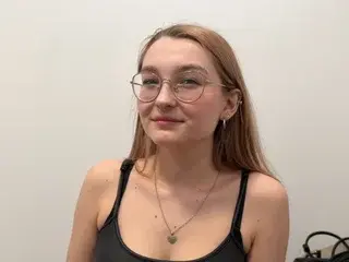 Streamate Adult Webcams of Sophie18Lux