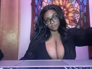 Streamate Sex Cam of MiyahPixel