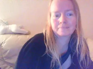 Streamate Free Live Porn of English_Rose_xxx