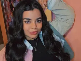 Streamate Free Live Porn of Miahjoness19