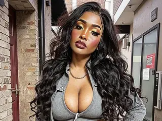 Streamate Live Sex Cam of MistrssMonetFontaine