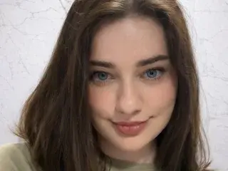 Streamate Free Live Porn of DemiLinda