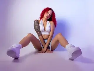 Streamate Live Sex Cam of QueennRosee