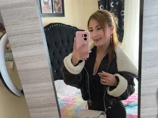 Streamate Nude Webcam of Zarayyy