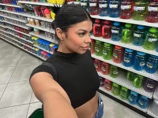 Streamate Best live sex cam show of Victoria_broown
