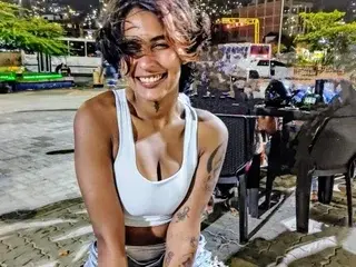 Streamate Sex Chat of SaraHottGirl69