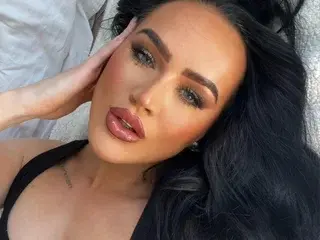 Streamate Live Sex of Lola_Valentina