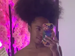 Streamate Free Live Porn of Emma_Lovve