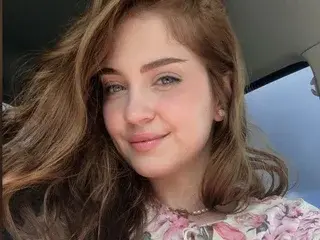 Streamate Live Porn of Innocenthish