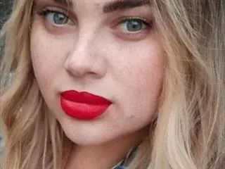 Streamate Sex Cam of Siren_Irenka