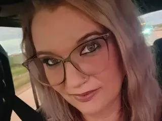 Streamate Free Porn Cam of NinaNicoleRoyale