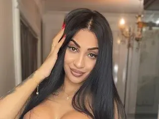 Streamate Nude Webcam of EmaHallee