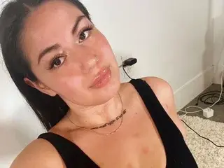 Streamate Sex Cam of AnnaGloss