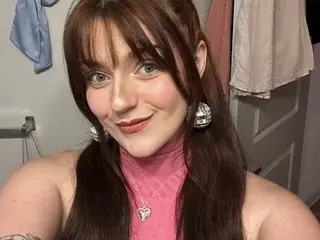 Streamate Sex Cam of DitzyLilDaisy