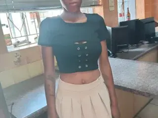 Streamate Free Porn Cam of Emergency247