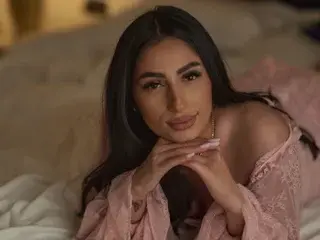 Streamate Live Sex of AvaLyynn