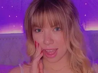 Streamate Nude Webcam of BlondieBliss