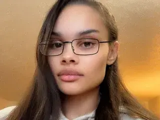 Streamate Adult Webcam of KarmelKarma69