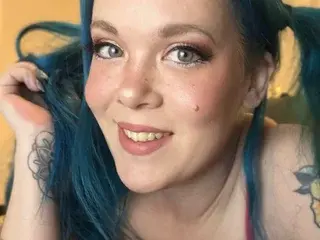 Streamate Sex Cam of TemptingTiny