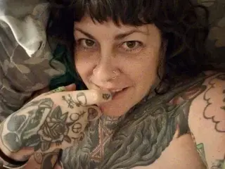 Streamate Watch Live Sex Cams of MissBansheeCvlt