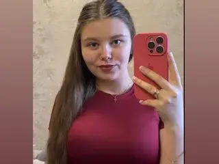 Streamate Watch Live Sex Cams of Enchaantress