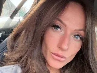 Streamate Free Live Porn of Harper_Hearts