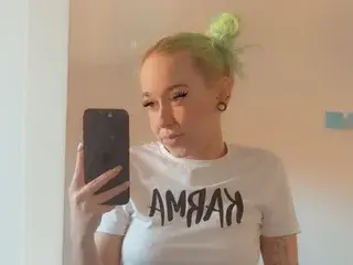 Streamate Sex Chat of Harlie_Cannon