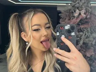 Streamate Live Sex of KylieJoyce