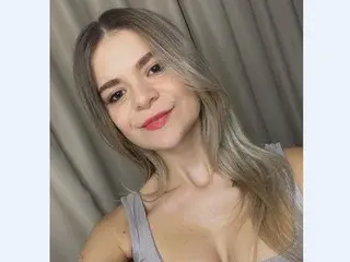 Streamate Sex Cam of LunaKrismas
