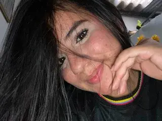 Streamate Free Porn Cam of MiaBrown21