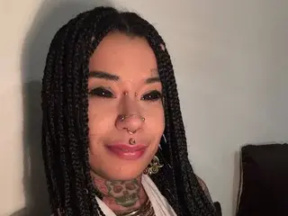 Streamate Live Porn of FreakHoney
