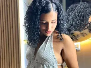 Streamate Nude Webcam of Horny_Curls