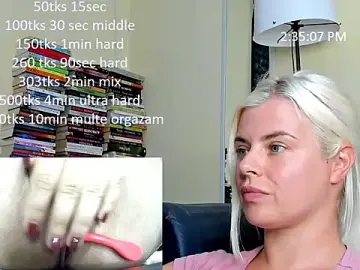 Stripchat Best live sex cam show of queenofthenighttt