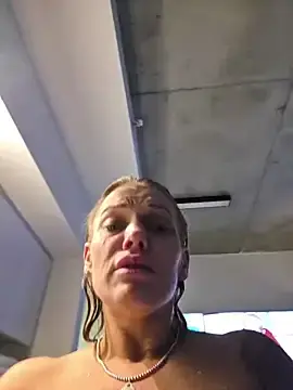 Stripchat Sex Cam of Iamstephc