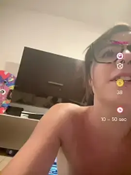 Stripchat Best live sex cam show of PetiteJess