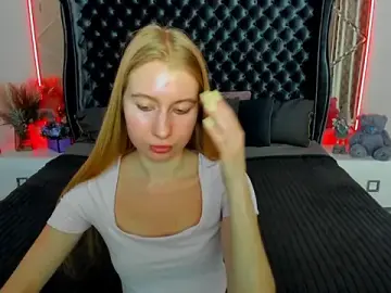 Stripchat Nude Webcam of Alina_Blonde