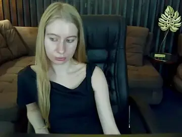 Stripchat Nude Webcam of Alina_Blonde