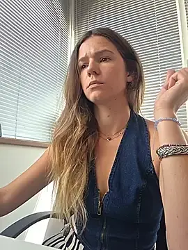Stripchat Live Sex of lucie_mehott