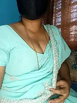 Stripchat Live Sex Cam of pinky_telugu1
